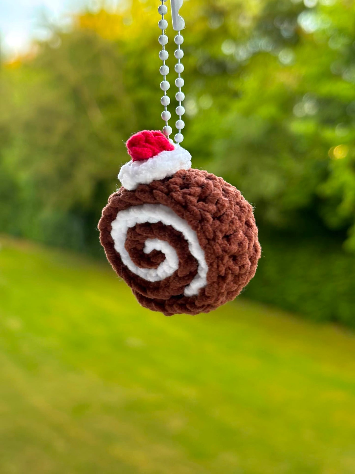 cake roll keychains